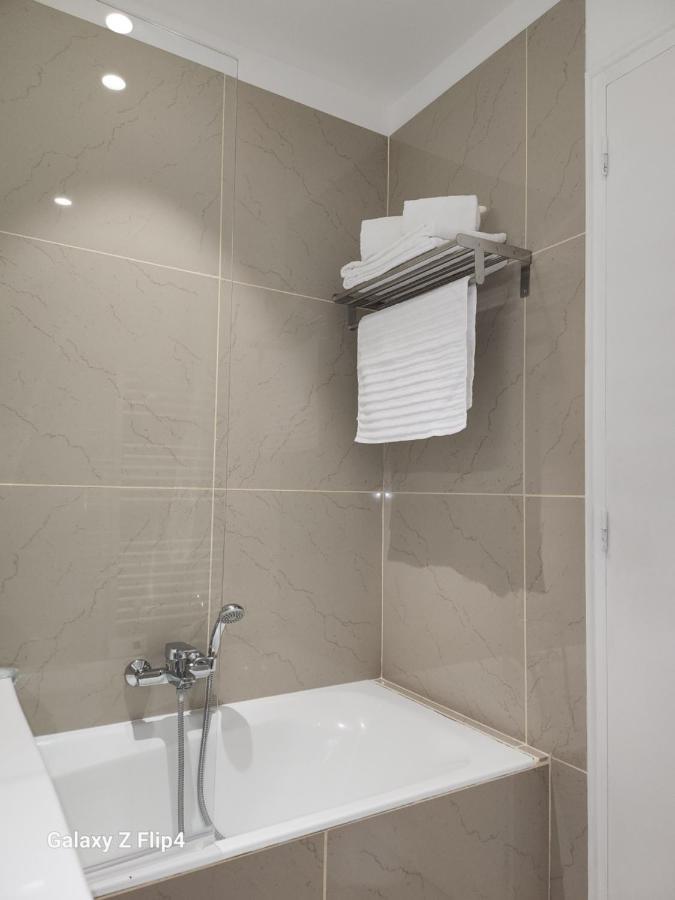 Charmant Studio Vue Mer / Parking / Plage A 200M Bastia  Exterior photo