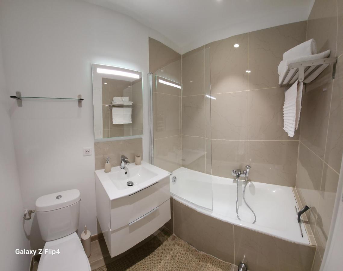 Charmant Studio Vue Mer / Parking / Plage A 200M Bastia  Exterior photo